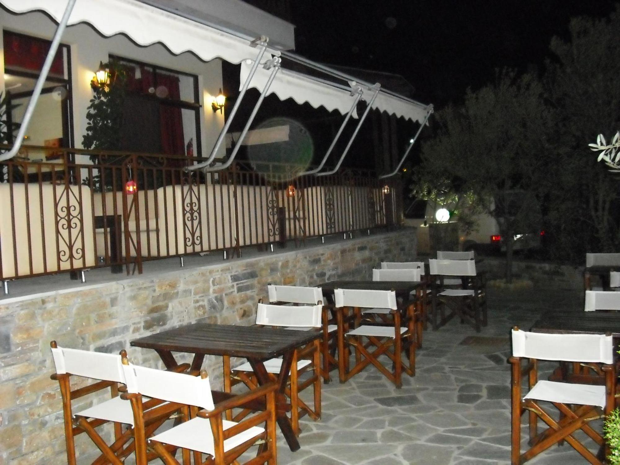 Hotel Ballas Агрия Экстерьер фото